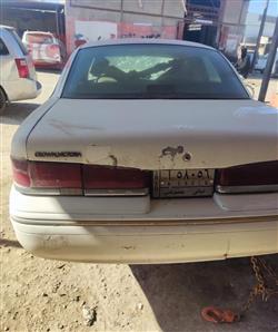 فورد كراون فيكتوريا